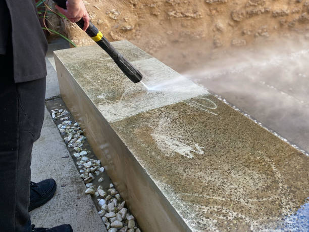 Best Deck Pressure Washing  in Louisville, OH